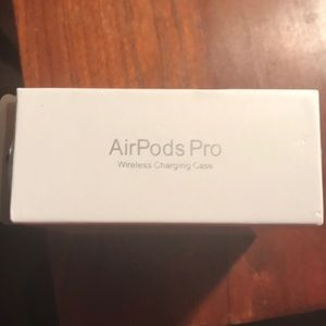 APPLE AIRPODS PRO. BRAND NEW SEALED